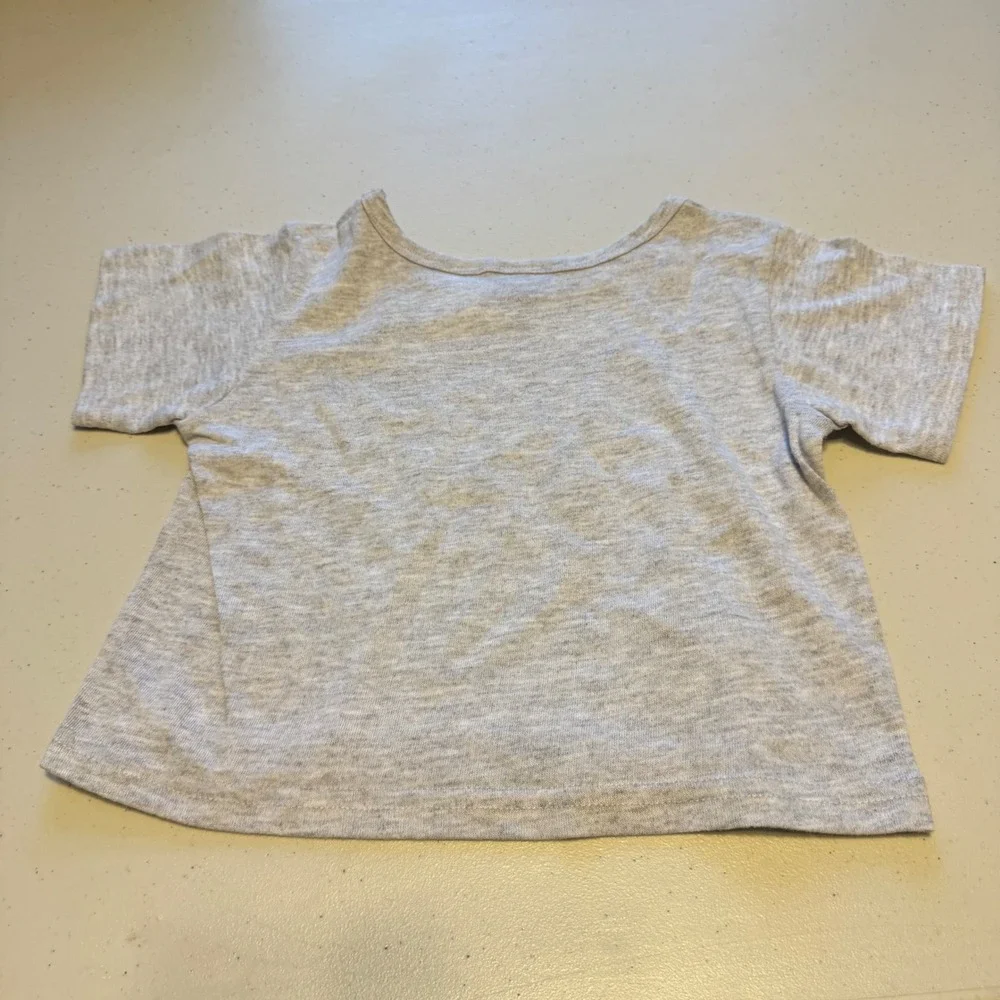 Butterfly Graphic Y2K Vintage Girls Size 4 Gray Hush Puppies T-Shirt coquette